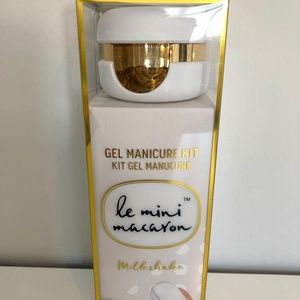 Le Mini Macaron Gel Manicure Kit Milkshake White Nail Salon
